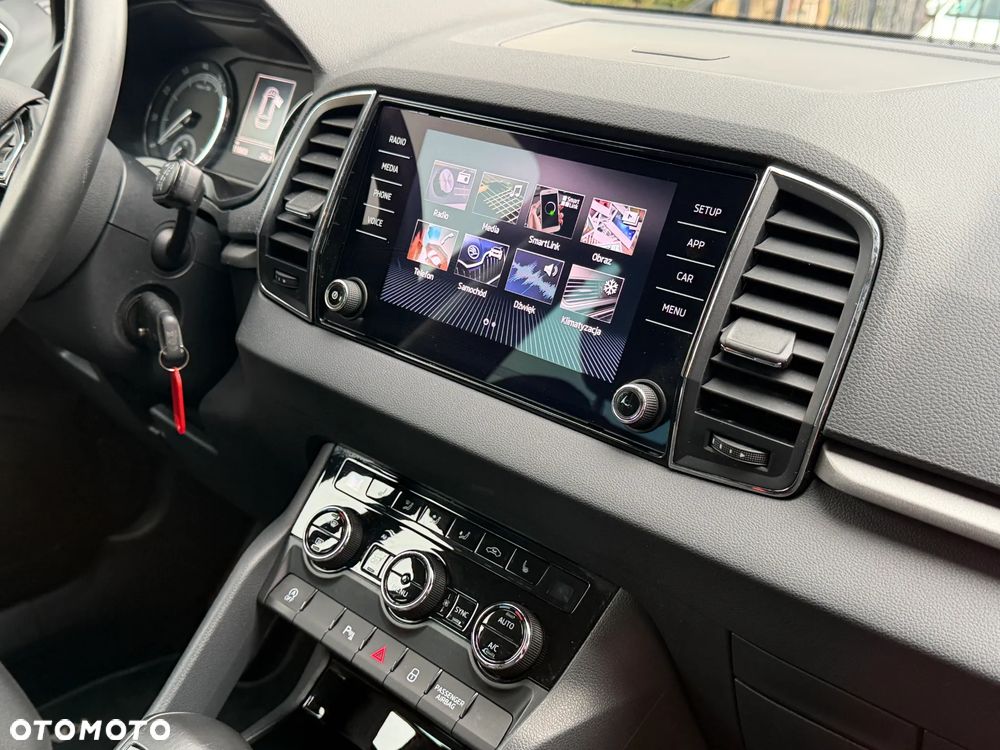 Skoda Karoq 1.5 TSI ACT DSG Ambition - 24