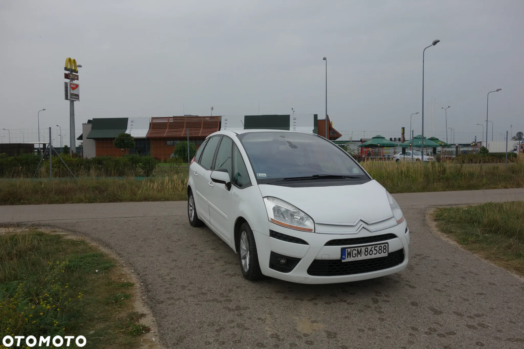 Citroën C4 Picasso 1.6 HDi Equilibre Navi Pack MCP - 2