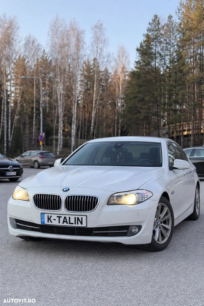 BMW Seria 5 520d Aut. - 1