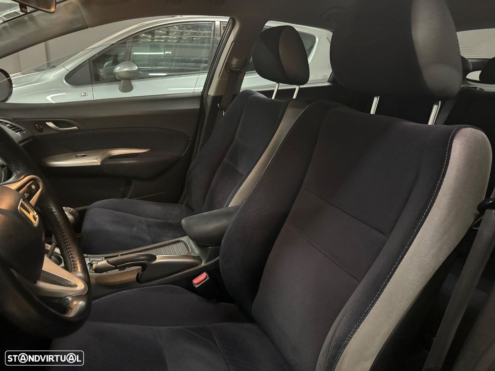 Honda Civic 1.4 Sport - 23