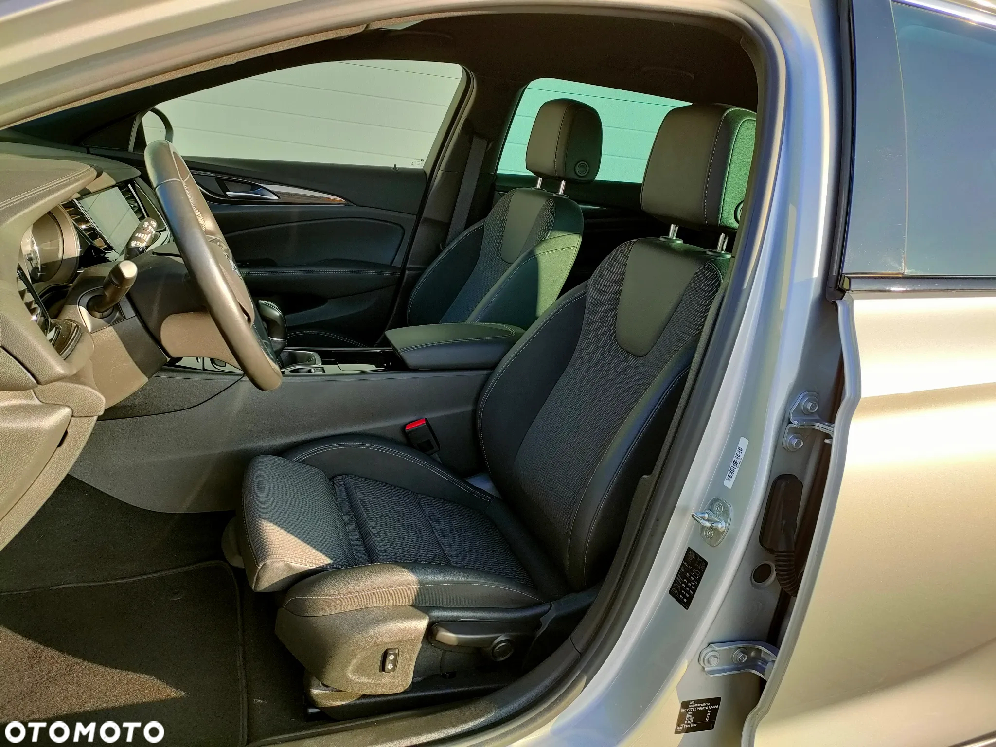 Opel Insignia 2.0 CDTI Elegance S&S - 13