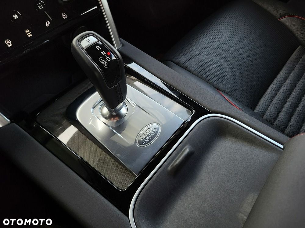 Land Rover Discovery Sport - 18