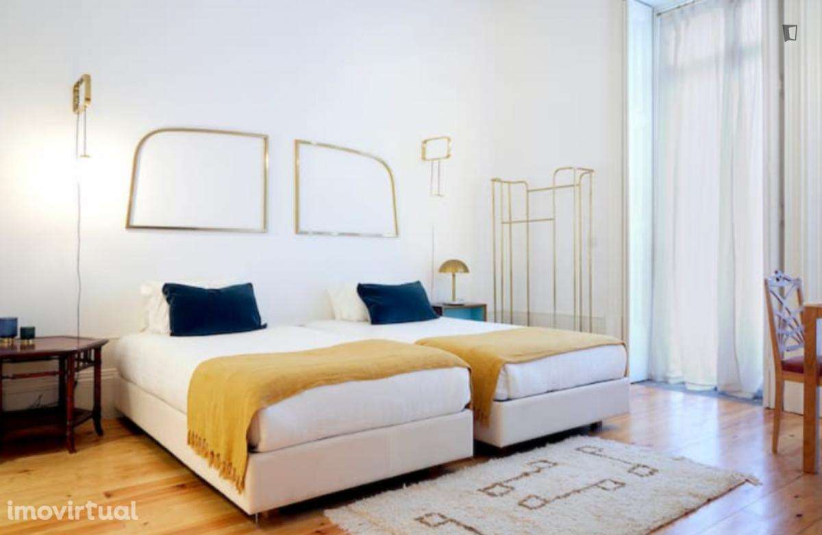 Apartamento com 1 quartos - localizado em Santo Ildefonso Porto - Grande imagem: 2/22