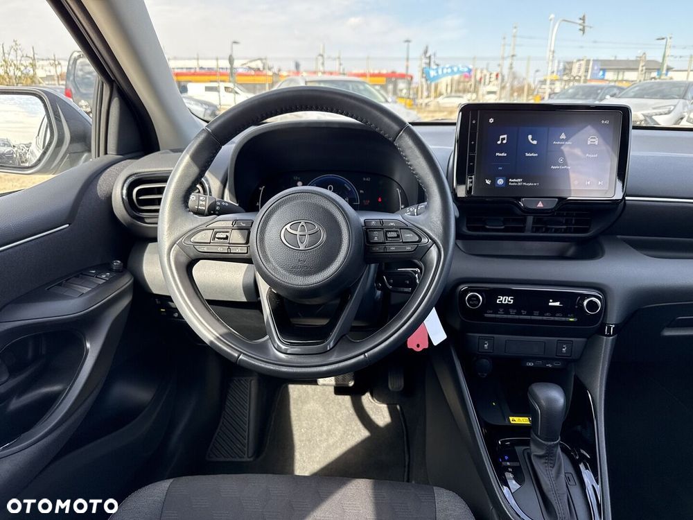 Toyota Yaris Hybrid 1.5 Style - 17