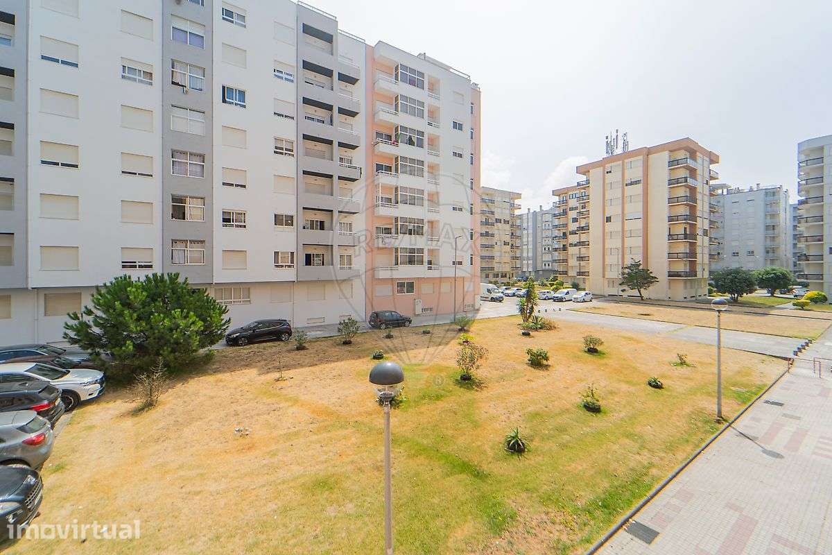 Apartamento T2 para arrendamento - Grande imagem: 4/14