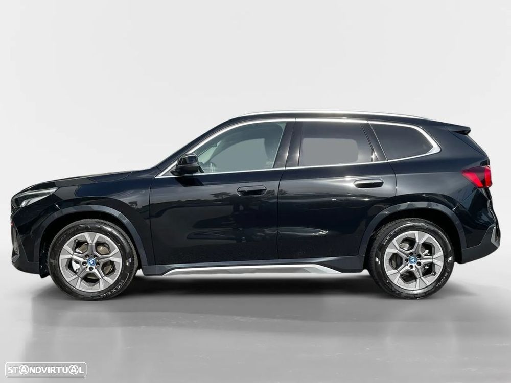 BMW iX1 eDrive20 - 3