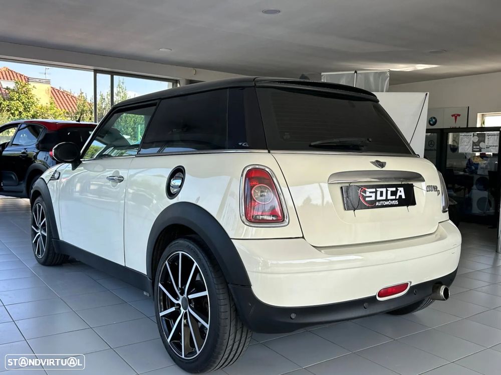 MINI 3 Portas Cooper D - 8