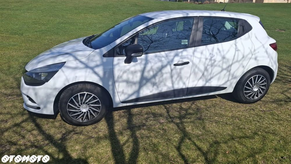 Renault Clio 1.5 dCi Life - 8