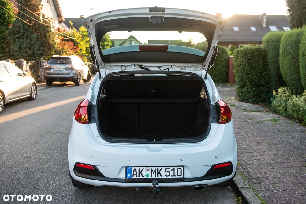 Kia Ceed 1.4 CVVT Attract plus - 14