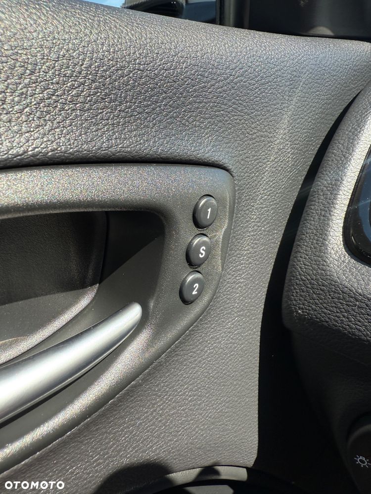 Jeep Compass - 27