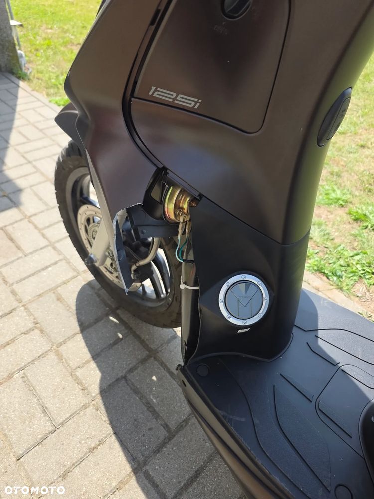 Kymco People - 7