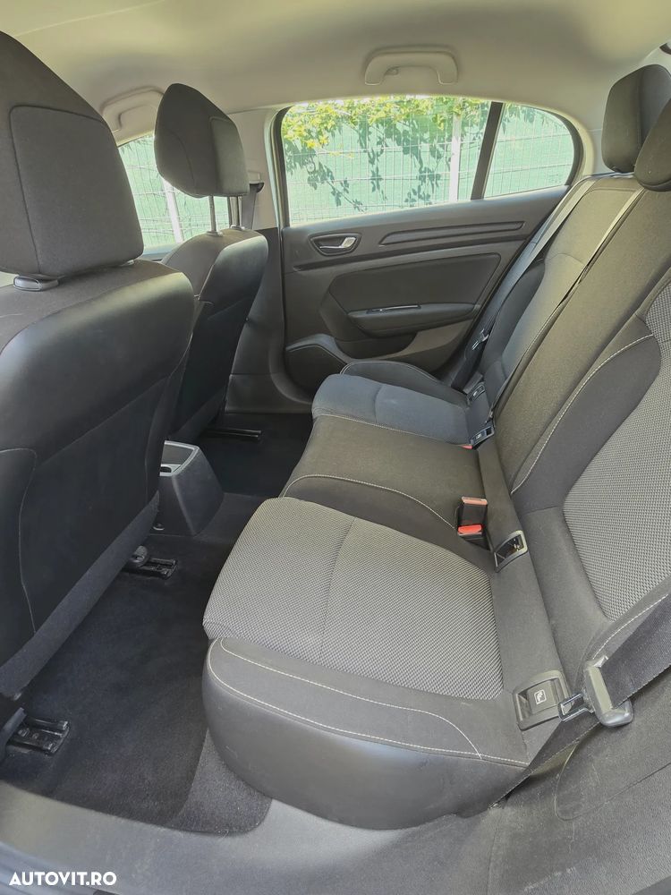 Renault Megane 1.5 dCI Life - 5