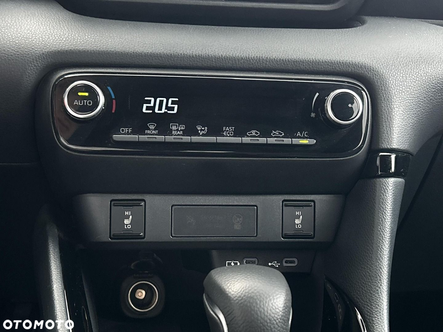 Toyota Yaris - 20