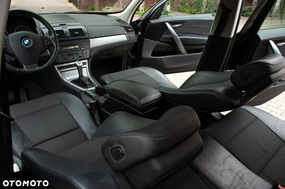 BMW X3 xDrive18d - 24