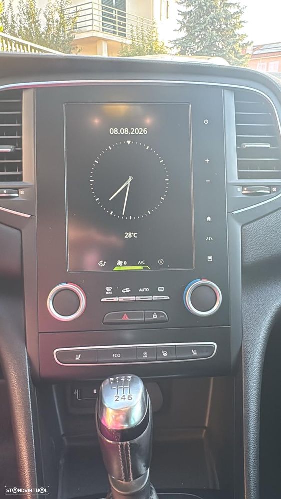 Renault Mégane ENERGY dCi 130 Start & Stop Bose Edition - 8
