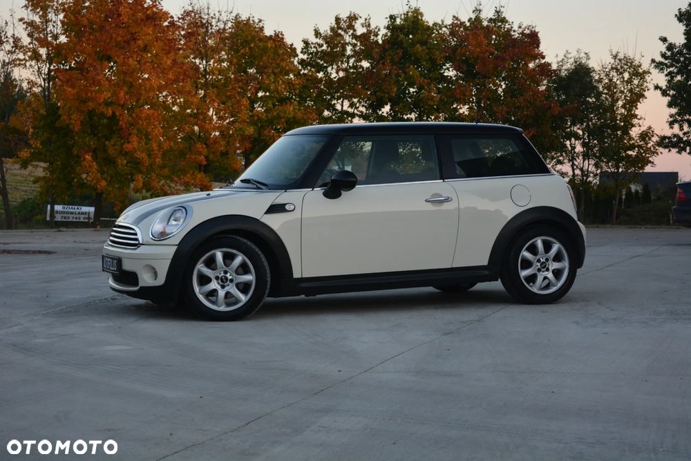 MINI Cooper Standard - 19