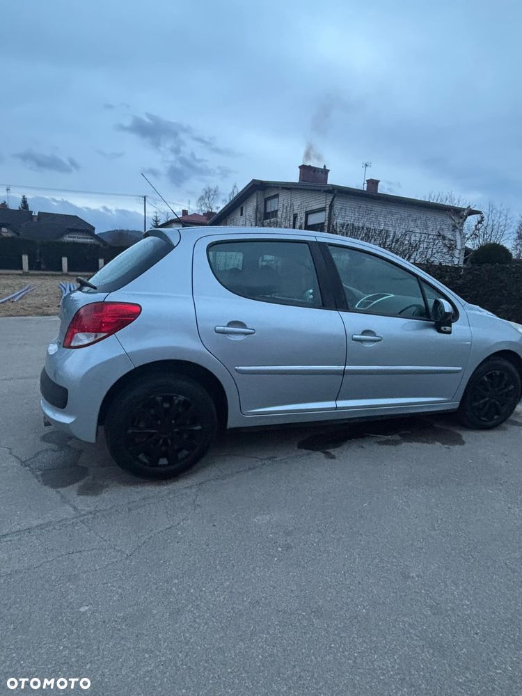 Peugeot 207 1.4 Trendy - 8