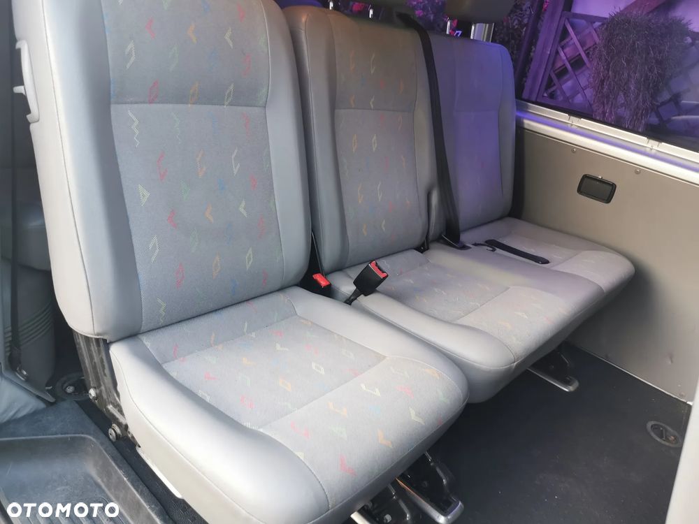 Volkswagen Transporter L1H1 Mixt - 11