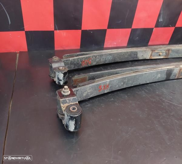 Conjunto Molas Suspensão Tras/Traseira Mercedes-Benz Sprinter 5-T Cami - 2