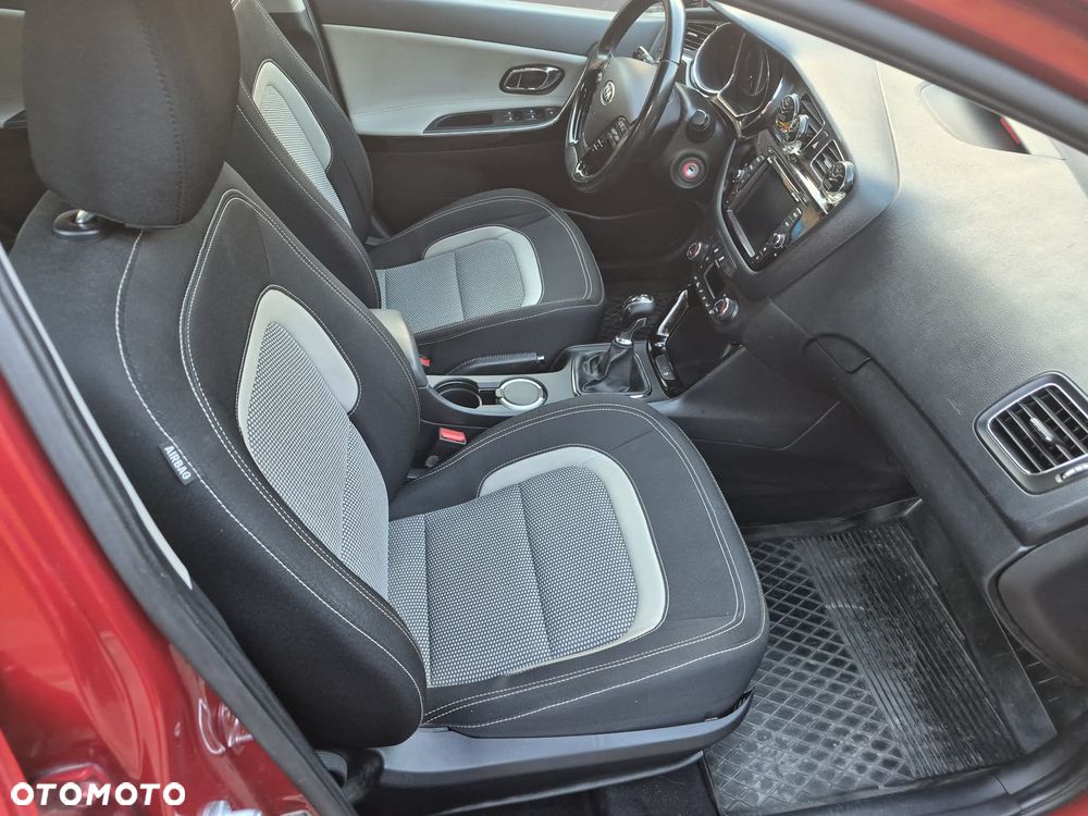 Kia Ceed - 3
