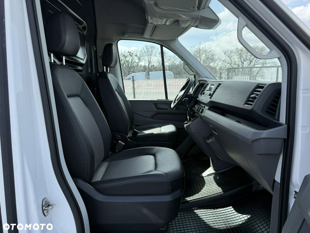 Volkswagen Crafter - 11