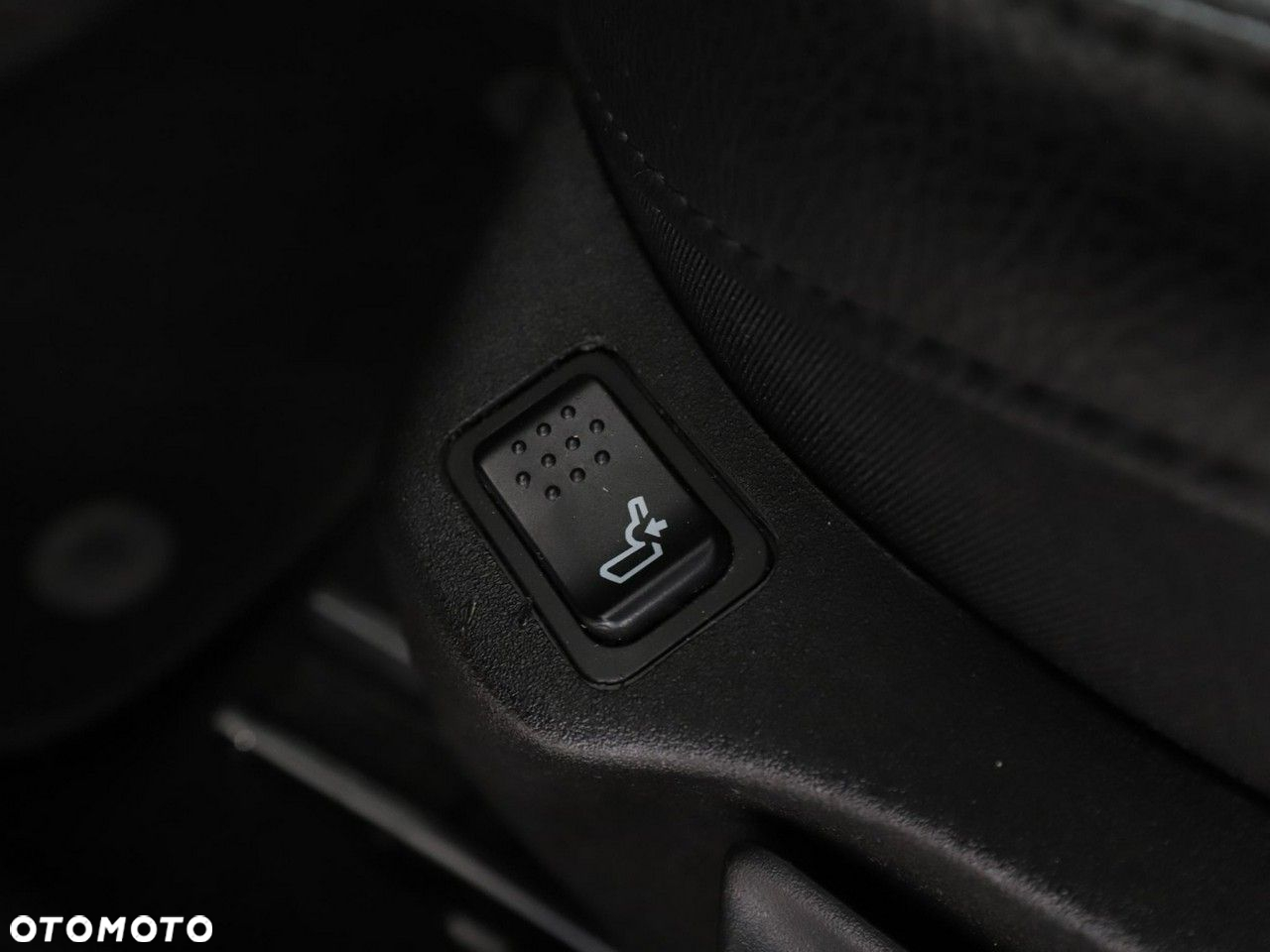 Jeep Compass 1.3 T4 4xe PLUG-IN HYBRID Automatik Limited - 39
