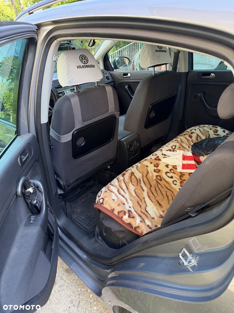 Volkswagen Golf Plus - 8
