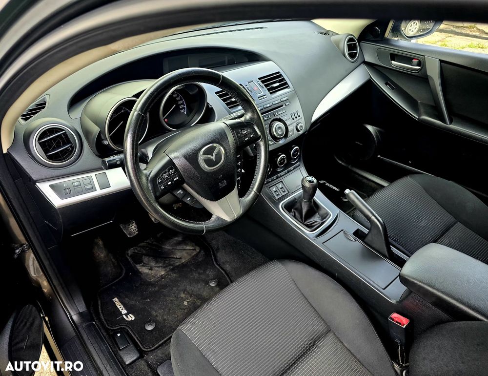 Mazda 3 - 18