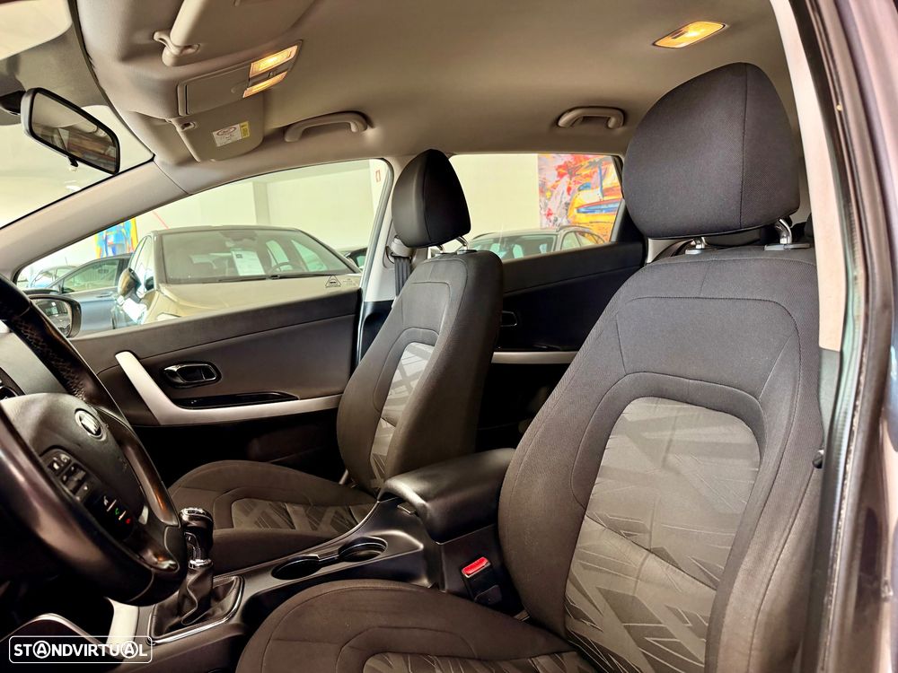 Kia Ceed SW 1.4 CRDi Prime - 14