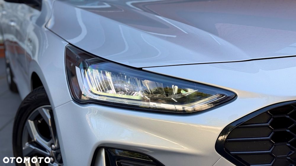 Ford Focus 1.0 EcoBoost mHEV ST-Line X - 8