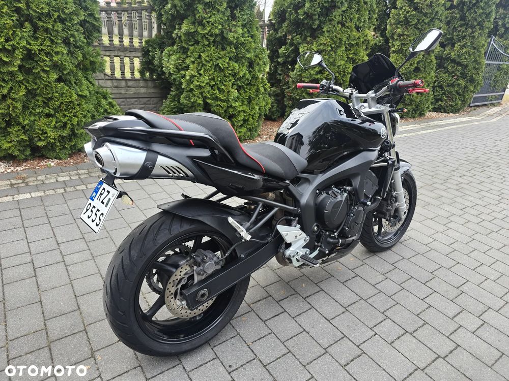Yamaha FZ6 - 9