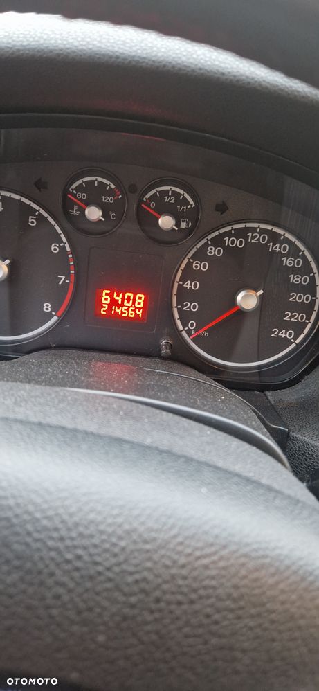 Ford Focus 1.6 Trend - 10