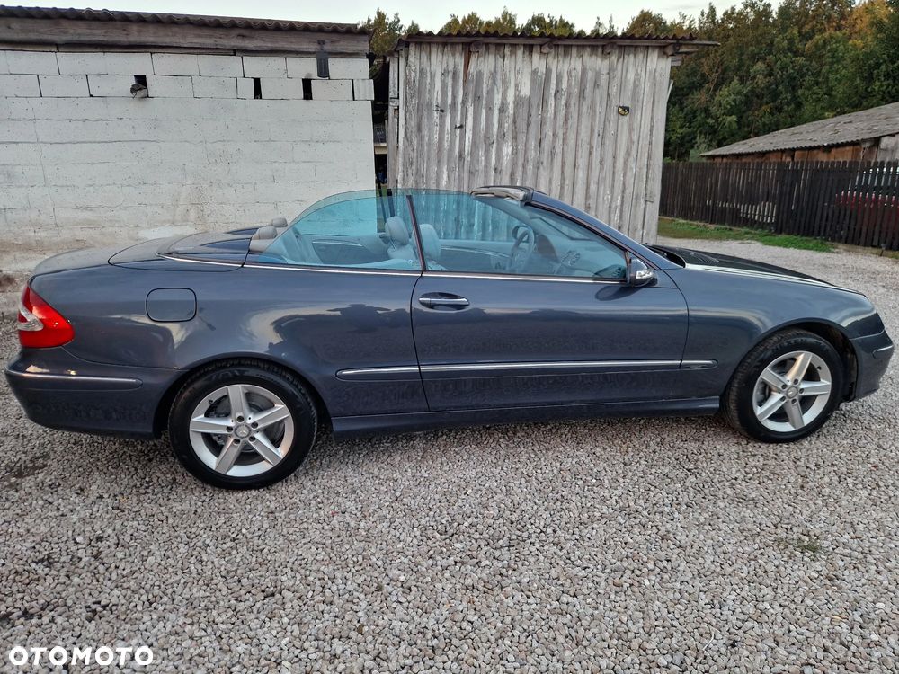 Mercedes-Benz CLK - 19