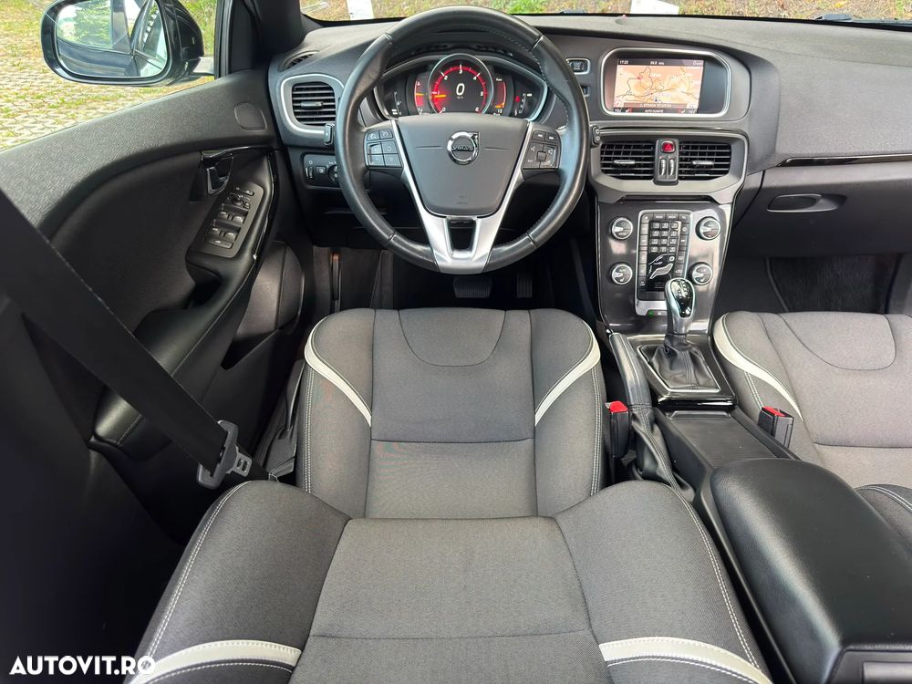Volvo V40 D2 Geartronic Pro - 7