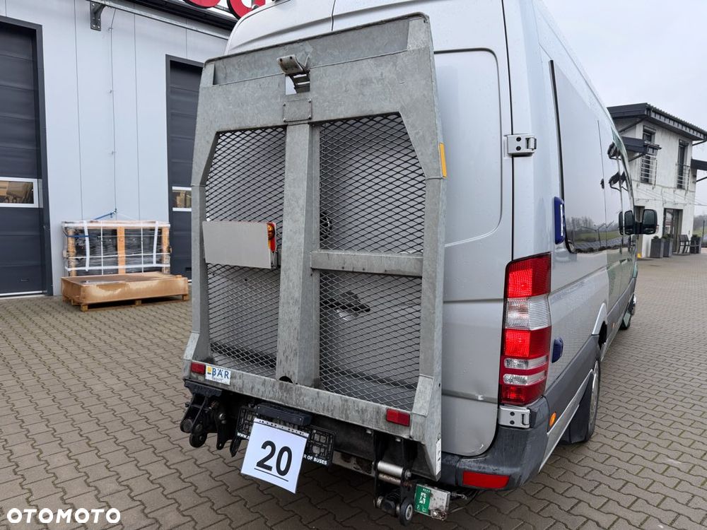 Mercedes-Benz Sprinter 516 Nr. Oferty: 20 - 24
