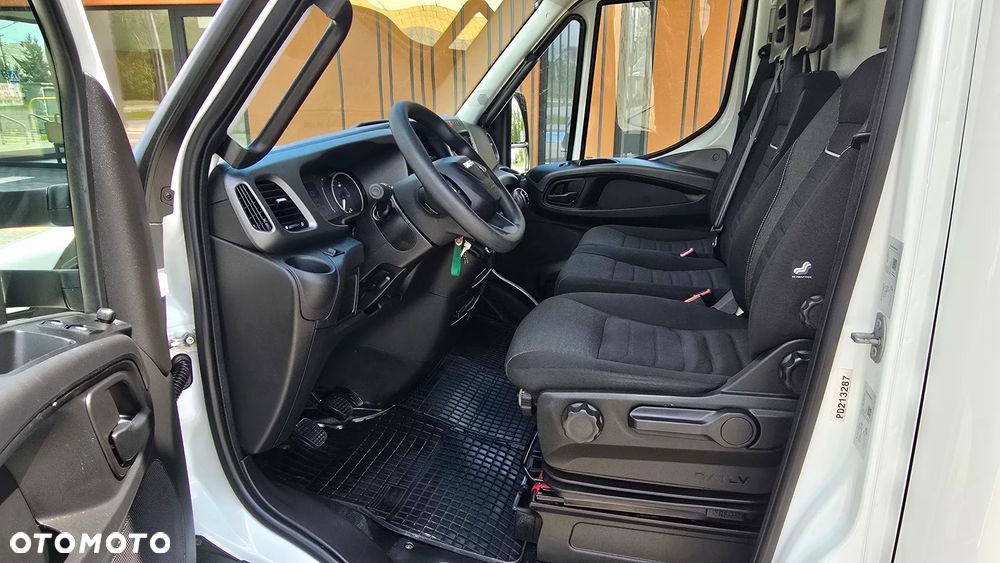 Iveco ❗️❗️DAILY 3.0 180Km 50C18 JAK NOWY ❗️❗️NOWY MODEL / ZABUDOWA 8 PALET DPR / CHŁODNIA MROŹNIA -32 +32 / ZASILANIE 230V / PIERWSZY WŁASCICIEL / NAVI / KAMERA COFANIA / TEMPOMAT / BLIŹNIAKI / GRUBA SCIANKA / AGREGAT CARRIER XARIOS 350 / WERSJA WZMOCNIONA / SERWIS ASO / SALON POLSKA / LIFT❗❗ JAK Z SALONU - NOWY -❗❗ - 38