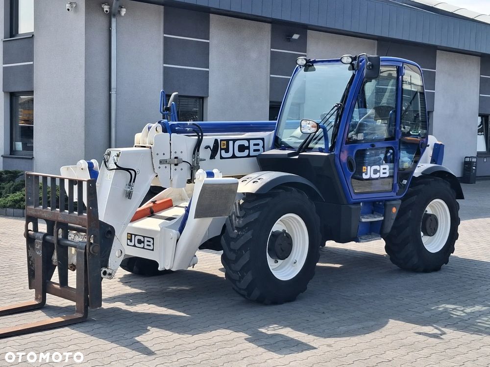 JCB 535 - 125 Hi Viz - 1