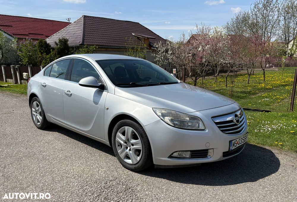 Opel Insignia 2.0 CDTI - 1