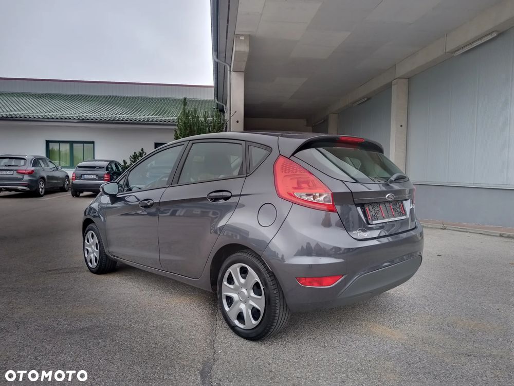 Ford Fiesta 1.25 Ghia - 3