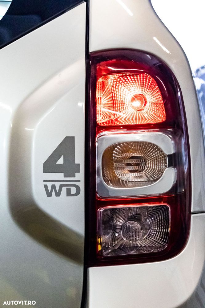 Dacia Duster 1.5 dCi 4x4 Prestige - 26