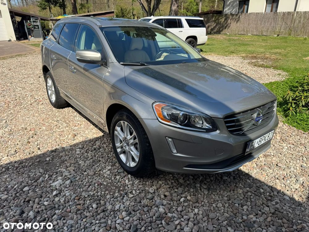 Volvo XC 60 - 4