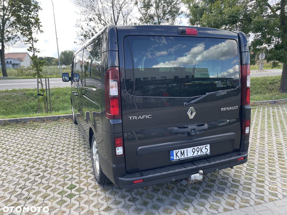 Renault Trafic 2.0 dCi - 4