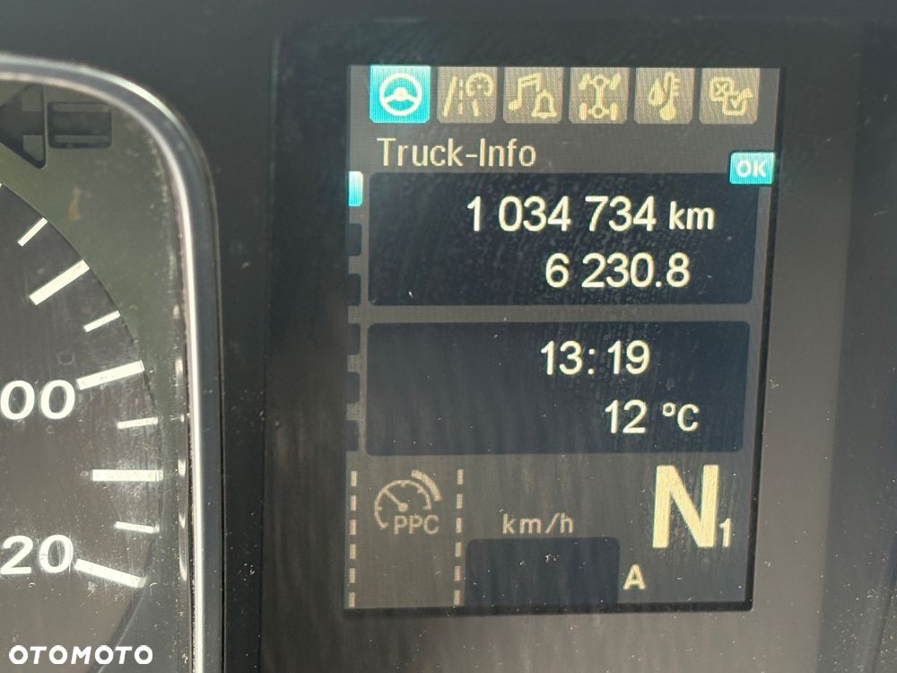 Mercedes-Benz Tgx - 8