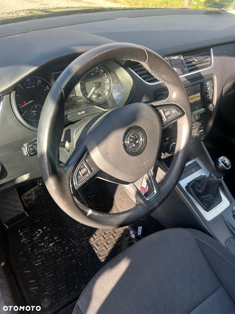 Skoda Octavia - 6