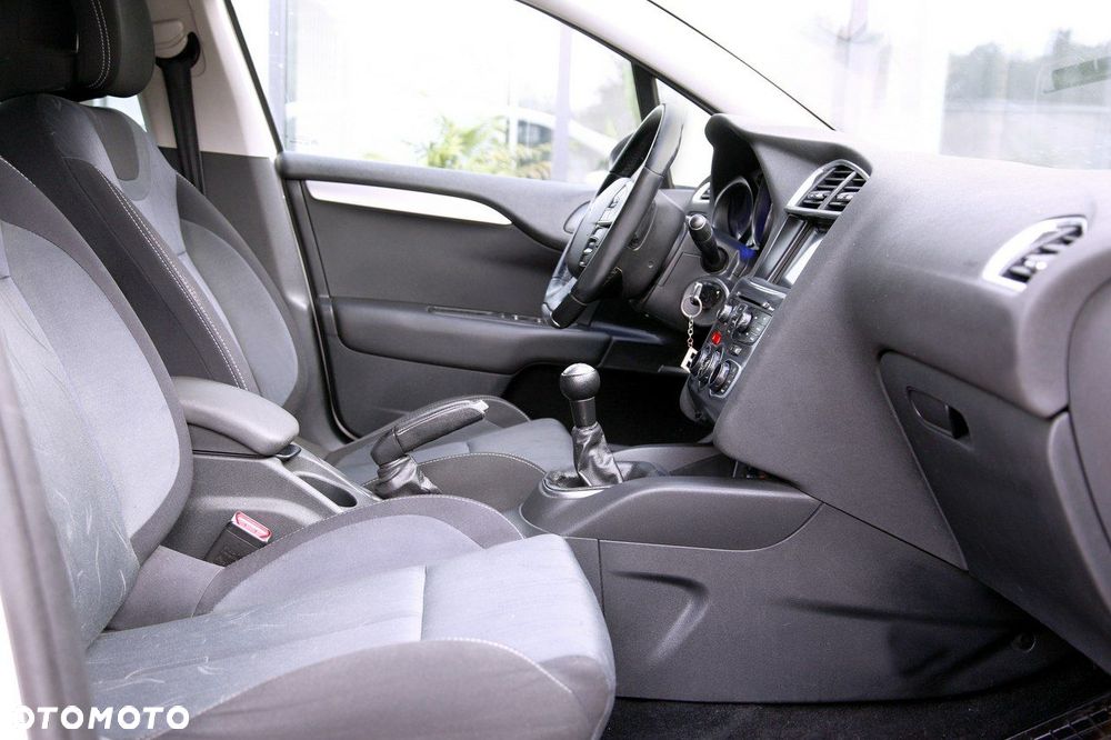 Citroën C4 1.6 HDi Selection - 13