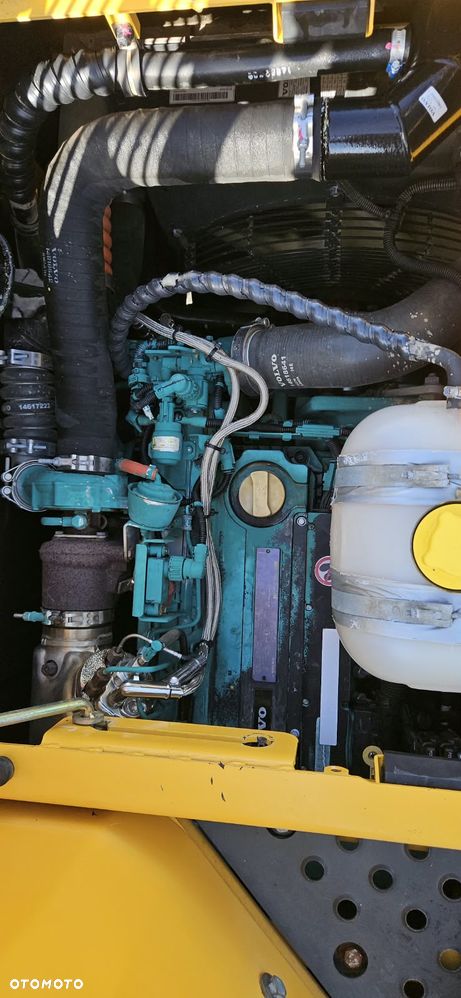 Volvo ECR 145DL - 20