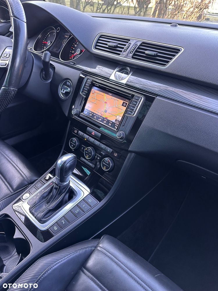 Volkswagen Passat CC 2.0 TDI DSG Individual - 25
