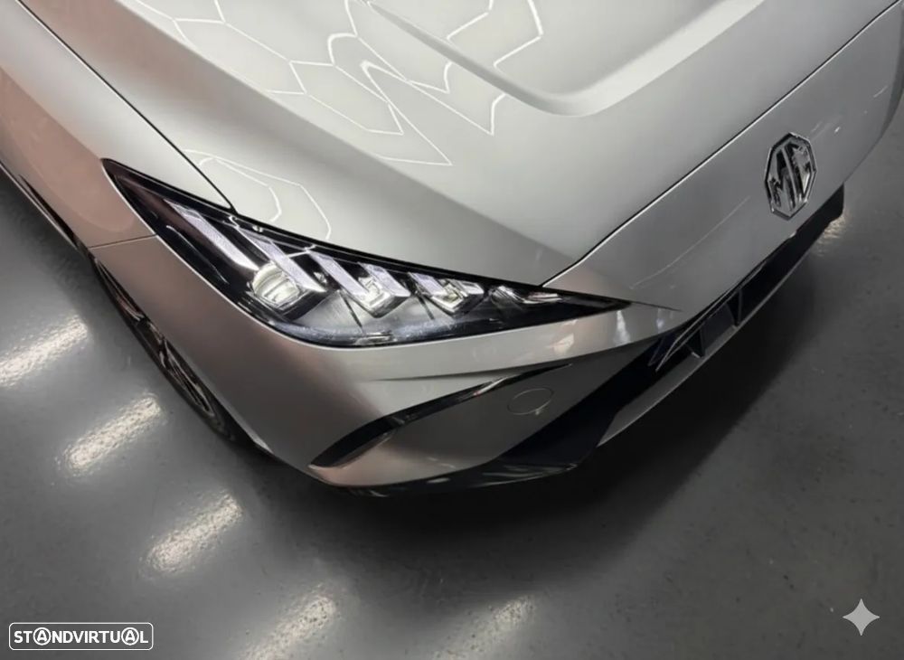 MG MG4 4 Luxury 64 kWh - 2