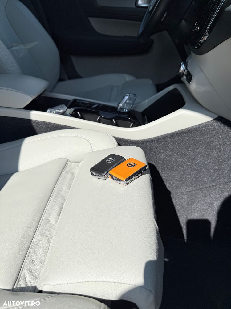 Volvo XC 40 T5 Twin Engine DKG Inscription - 30
