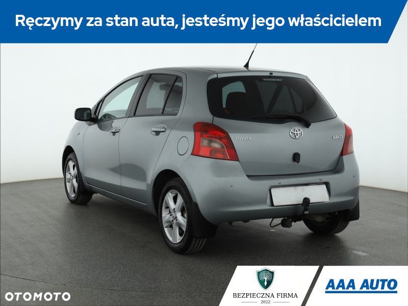Toyota Yaris - 5